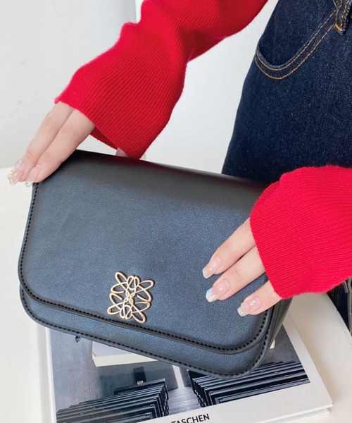 moment+(モーメントプラス)の「フロントモチーフフラップショルダーバッグ(ショルダーバッグ・レディース・アイボリー/ブラウン/ブラック・FREE)」の17枚目の写真