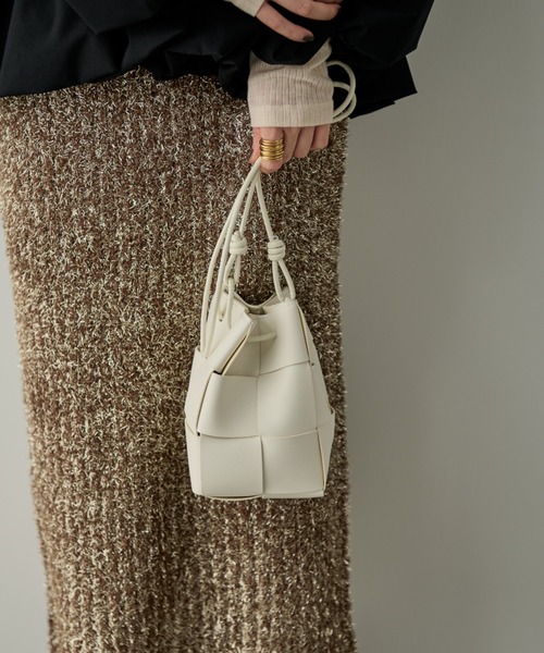 Naege(ナエジ)の「クロス編みミニショルダーBAG(ショルダーバッグ・レディース・ライトグリーン/アイボリー/ブラック/シルバー・FREE)」の10枚目の写真