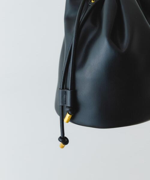 RODE SKO(ロデスコ)の「ビッグチェーンバッグ(ショルダーバッグ・レディース・ブラック/モカ/グリーン系その他・ONE)」の5枚目の写真