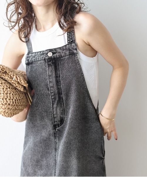 AMELY(エミリー)の「ウォッシュデニムサロペットスカート(ワンピース・レディース・ブラック系その他/ブルー系その他・L/M)」の17枚目の写真