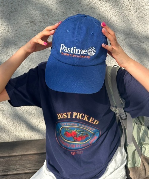 nemne store（ネンネストア）の「カラーロゴ刺繍キャップ（キャップ・レディース・ネイビー/レッド/ブルー・フリー）」の8枚目の写真