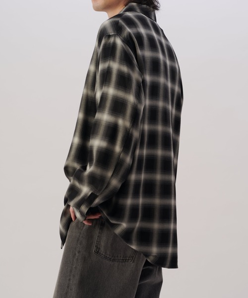 【24SS】 Lui's ルイス　チェックシャツ オンブレー ツートーンシャツ Lui's（ルイス）の「オンブレーチェックシャツ（シャツ/ブラウス