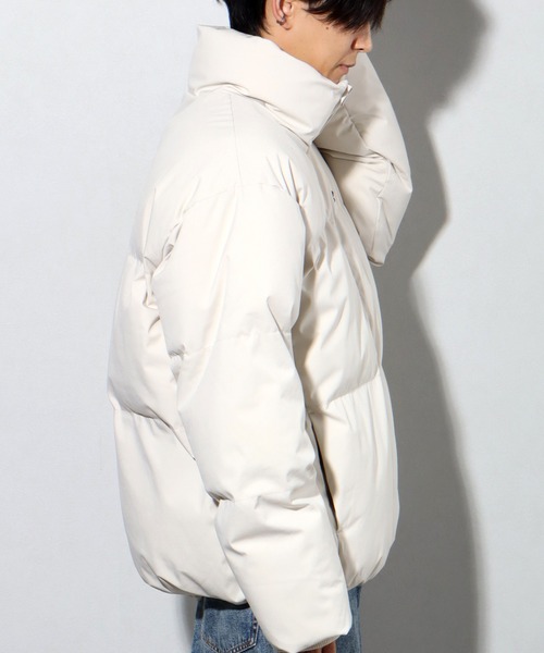 BEVERLY HILLS POLO CLUB(ビバリーヒルズポロクラブ)の「【BEVERLY HILLS POLO CLUB / ビバリーヒルズ ポロクラブ】 ビッグシルエット 3段キルト スタンドカラー ジャケット(ダウンジャケット/コート・メンズ・ホワイト/ダークグレー/ブラック・LL/L/M)」の15枚目の写真