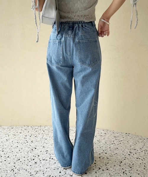 one after another NICE CLAUP(ワンアフターアナザーナイスクラップ)の「アソートワイドデニムパンツ【SMサイズ展開】(デニムパンツ・レディース・ブルー/グレー系その他/ブルー系その他・SMALL/MEDIUM)」の19枚目の写真