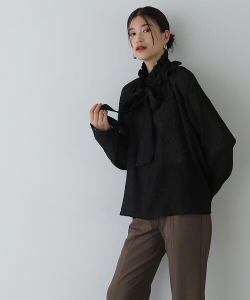 N.(N. Natural Beauty Basic)(エヌエヌナチュラルビューティーベーシック)の「◆2wayフリルネックブラウス(シャツ/ブラウス・レディース・ブラック/ホワイト/イエロー・MEDIUM)」の13枚目の写真