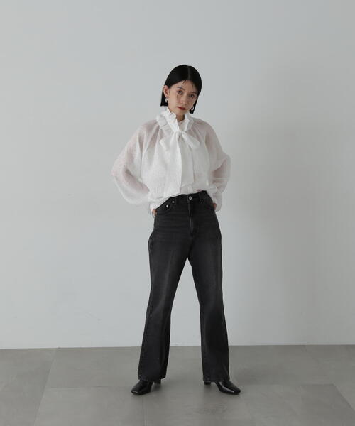 N.(N. Natural Beauty Basic)(エヌエヌナチュラルビューティーベーシック)の「◆2wayフリルネックブラウス(シャツ/ブラウス・レディース・ブラック/ホワイト/イエロー・MEDIUM)」の21枚目の写真