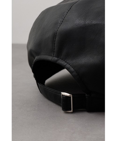 AZUL by moussy（アズールバイマウジー）の「フェイクレザーキャスケット（キャスケット・メンズ・ブラック・FREE）」の9枚目の写真