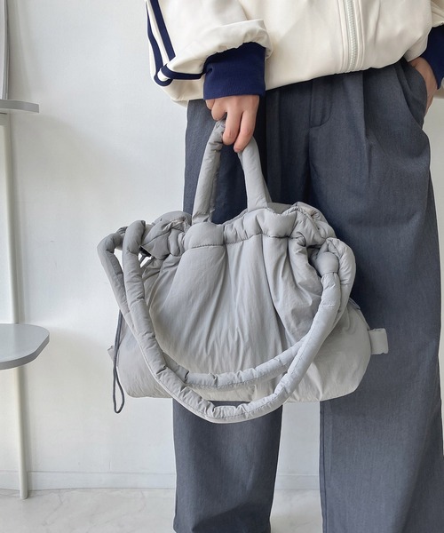 AS KNOW AS plus(アズノゥアズプラス)の「パテッド3wayショルダーバッグ(ショルダーバッグ・レディース・ブラック/グレー/アイボリー/ブルー・FREE)」の9枚目の写真