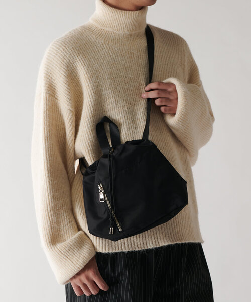 Lui's（ルイス）の「【AS2OV / アッソヴ】Lui's エクスクルーシブ / 巾着バッグ（ショルダーバッグ・メンズ・ブラック/グレー・FREE）」の14枚目の写真