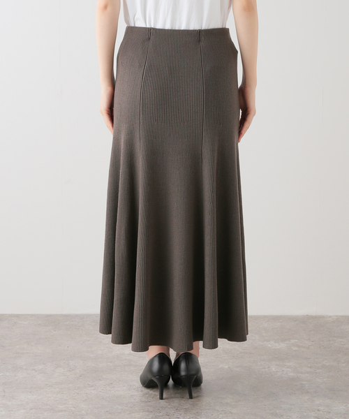 Deuxieme Classe *BOND リブ フレアスカート¥52,800 BOND リブ フレアスカート（スカート）｜Deuxieme Classe