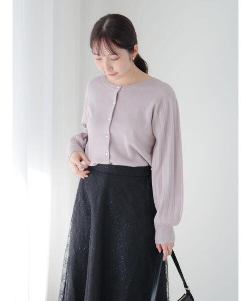 Te chichi TERRASSE(テチチテラス)の「ラメ混プリーツ袖前後2WAYニット(カーディガン/ボレロ・レディース・オフホワイト/ブルー/モカ/ピンク・F)」の10枚目の写真