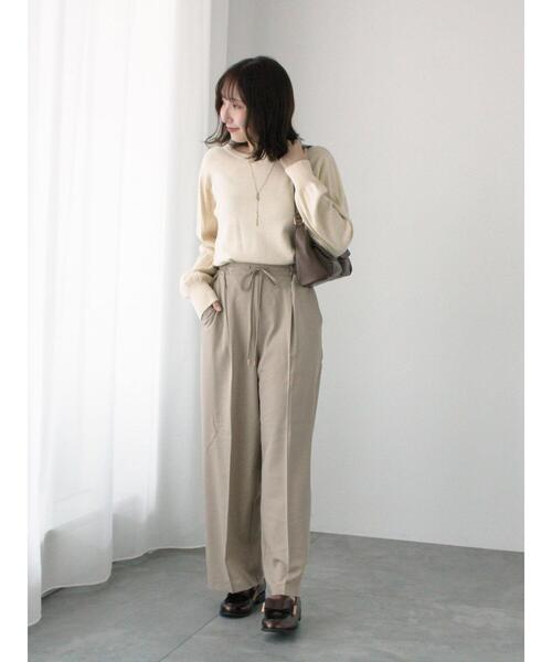 Te chichi TERRASSE(テチチテラス)の「ラメ混プリーツ袖前後2WAYニット(カーディガン/ボレロ・レディース・オフホワイト/ブルー/モカ/ピンク・F)」の11枚目の写真
