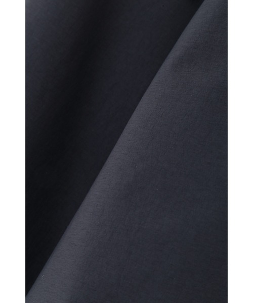 MARGARET HOWELL(マーガレットハウエル)の「BERGTECH / NYLON POPLIN Ⅱ(ダウンジャケット/コート・メンズ・ネイビー/カーキ・SMALL/MEDIUM/LARGE)」の8枚目の写真