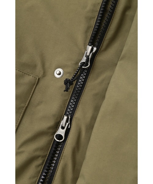 MARGARET HOWELL(マーガレットハウエル)の「BERGTECH / NYLON POPLIN Ⅱ(ダウンジャケット/コート・メンズ・ネイビー/カーキ・SMALL/MEDIUM/LARGE)」の13枚目の写真