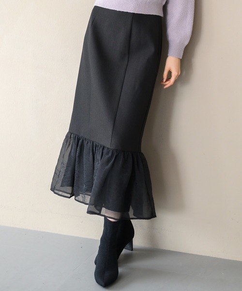 MISCH MASCH（ミッシュマッシュ）の「異素材切替フレアスカート/MM447207（スカート・レディース・ブラック/ベージュ/ブルー・M/S）」の2枚目の写真