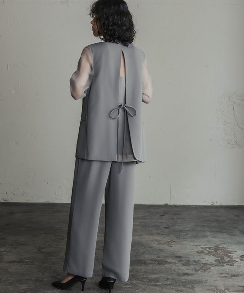 Flolia（フロリア）の「シアースリーブジャケット・オールインワン セットアップ パンツドレス パーティードレス 結婚式 お呼ばれ オケージョン ビジネス 七五三 二次会 成人式 同窓会 謝恩会 フォーマル セレモニー 卒業式 卒園式 入学式 入園式 ママスーツ【洗える】（パンツドレス・レディース・グレー/ブラック・S/M/L/2L）」の6枚目の写真