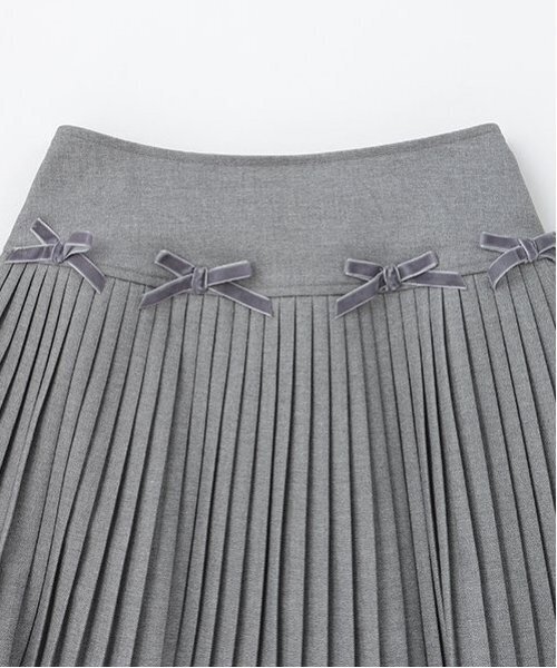 by LOVEiT（バイラビット）の「リボンティアードプリーツスカート（インパンつき）（スカート・キッズ・グレー/アイボリー/ネイビー・120cm/130cm/140cm/150cm/160cm）」の19枚目の写真