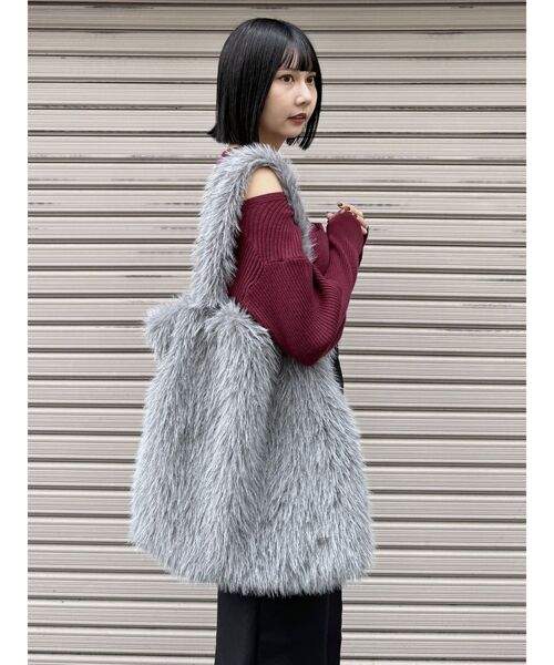 MURUA（ムルーア）の「フェイクファーラメロゴトートバッグ（トートバッグ・レディース・ホワイト/グレー/ブラック・FREE）」の16枚目の写真