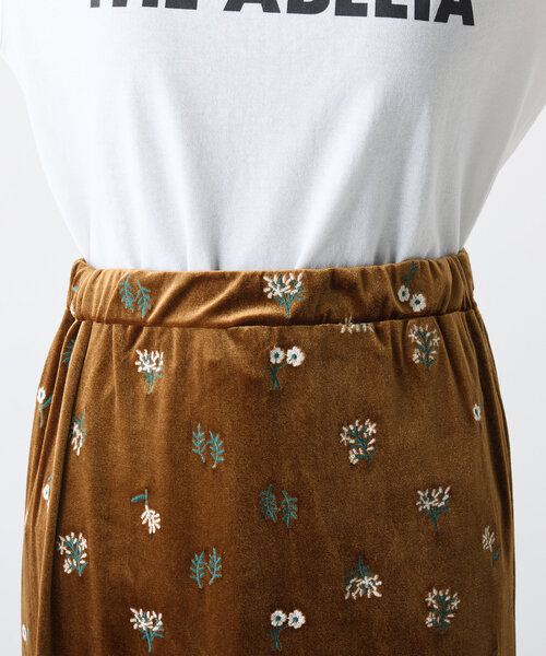 CIAOPANIC TYPY(チャオパニックティピー)の「【2025年S/S新作】花柄刺繍ベロアスカート(スカート・レディース・ブラウン/ブラック/イエロー・SMALL/MEDIUM)」の4枚目の写真