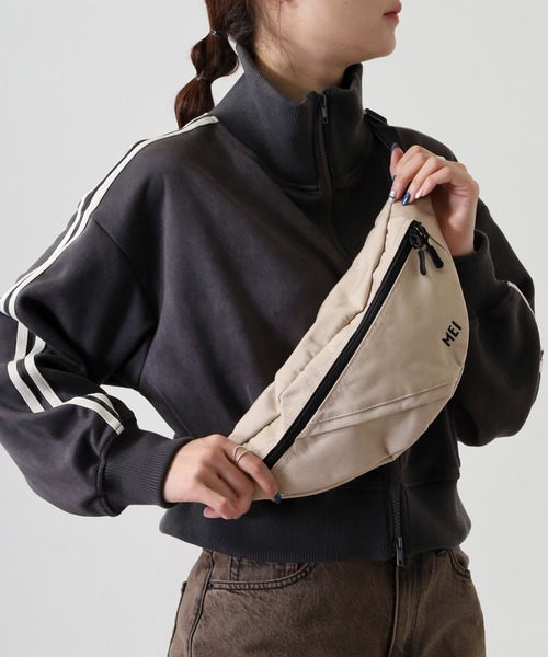 MEI（メイ）の「BOTTOMLINE M　ボディバッグ（ボディバッグ/ウエストポーチ・メンズ・ブラック/ライトパープル/オリーブドラブ/グレー/ベージュ・FREE）」の22枚目の写真