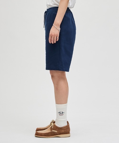 FRED PERRY(フレッドペリー)の「1952 Sweat Shorts/刺繍ロゴスウェットショートパンツ(スウェットパンツ・メンズ・ブルー・S/M)」の15枚目の写真