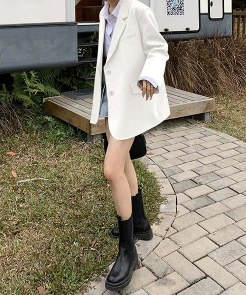 SEU（エスイーユー）の「気軽に羽織れる大人のブレザー オーバーサイズ ダブルジャケット テーラードジャケット オフィスカジュアル きれいめカジュアル（テーラードジャケット・レディース・ホワイト/ブラック/ベージュ・フリー）」の11枚目の写真