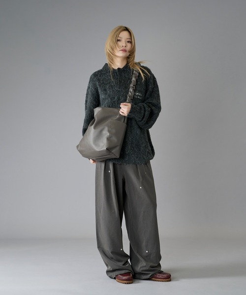 kutir(クティール)の「ASSORT BIG GATHER SHOULDER BAG/アソートビッグギャザーショルダーバック(ショルダーバッグ・メンズ・ブラック系/チャコールグレー/グレー/ブラック・FREE)」の15枚目の写真