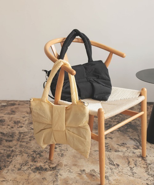 DONOBAN(ドノバン)の「リボントート(トートバッグ・レディース・ブラック/アイボリー/レッド/ブルー・ONE)」の16枚目の写真