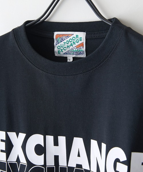OUTDOOR EXCHANGE（アウトドアエクスチェンジ）の「【OUTDOOR EXCHANGE/アウトドアエクスチェンジ】ウェーブプリントクルーネックロンT オーバーサイズ（Tシャツ/カットソー・メンズ・ホワイト/ブラック・MEDIUM/LARGE）」の4枚目の写真