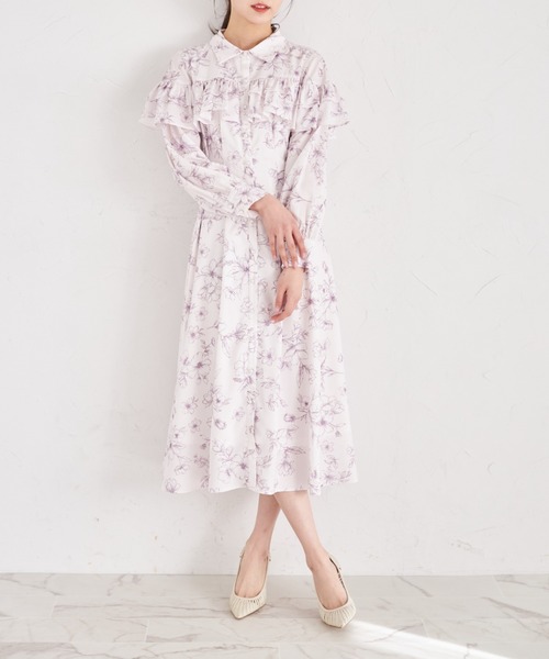 tocco closet(トッコ クローゼット)の「パール釦バックレースアップフリルヨークフラワープリントシャツワンピース(ワンピース・レディース・オフホワイト/ラベンダー・M)」の15枚目の写真