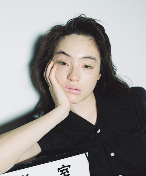 HOLIDAY（ホリデイ）の「BOW PUFF S/S SHIRT ボウパフショートスリーブシャツ（シャツ/ブラウス・レディース・ブラック/グレイッシュベージュ・ONE SIZE）」の10枚目の写真