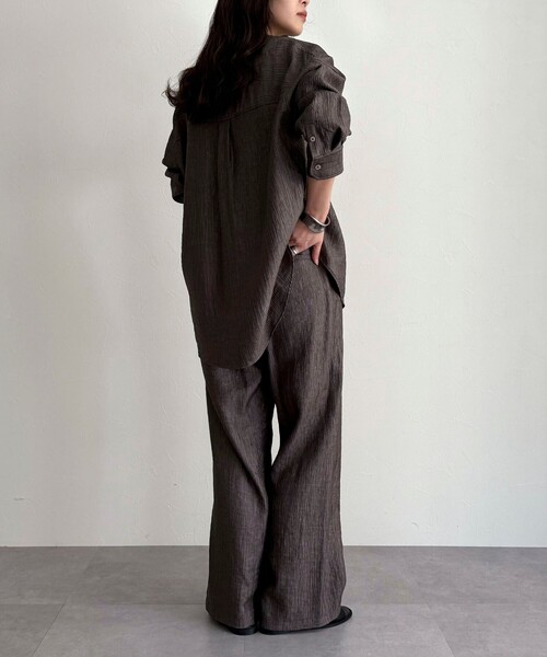 fredy emue（フレディエミュ）の「《セットアップ対応》Shiny creapイージーパンツ（その他パンツ・レディース・ブラウン/ブラック/ベージュ・38/36）」の15枚目の写真