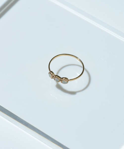 URBAN RESEARCH（アーバンリサーチ）の「ff by decor urban research　three stone ring（リング・レディース・ホワイト系その他/ブラック/その他1・13/11/9/5）」の2枚目の写真