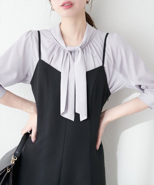 natural couture（ナチュラルクチュール）の「袖口パールノット結び6分袖ブラウス（シャツ/ブラウス・レディース・サックスブルー/ピンクベージュ/チャコールグレー/グレー/オフホワイト/ネイビー・FREE）」の12枚目の写真