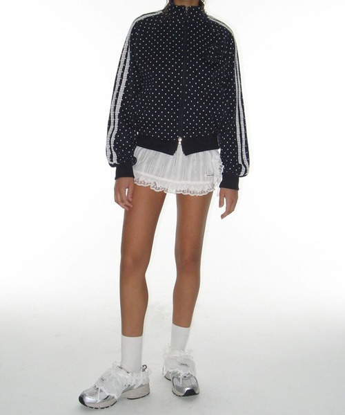 CRANK（クランク）の「★K-POPアイドル着用 CRANK／フリルシューカバー（シューズアクセサリー・レディース・ブラック/ホワイト・FREE）」の21枚目の写真