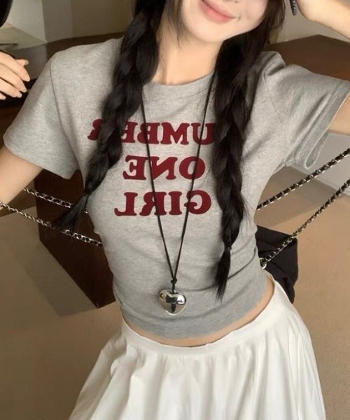 DIAVEL(ディアベル)の「【新色追加】ロゴショート丈Tシャツ(Tシャツ/カットソー・レディース・レッド/ホワイト/グレー・M)」の22枚目の写真
