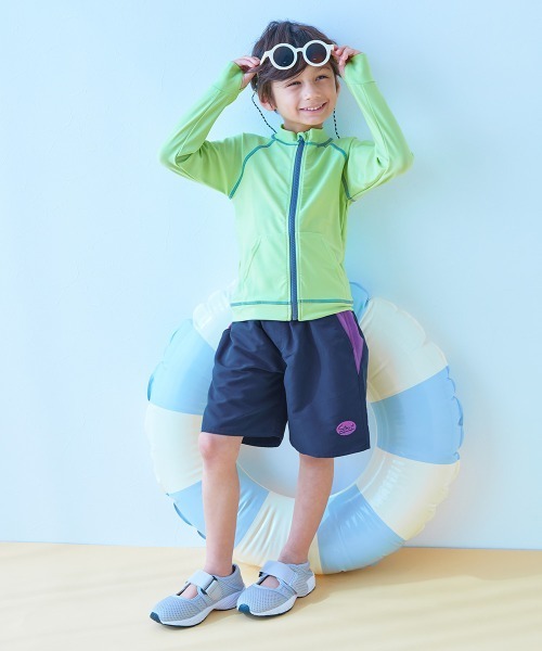 devirock(デビロック)の「服っぽく着られる 配色デザイン UVカット サーフパンツ水着(水着・キッズ・カーキ/ダークネイビー/スミクロ・130cm/120cm/110cm/100cm/160cm/150cm/140cm)」の5枚目の写真