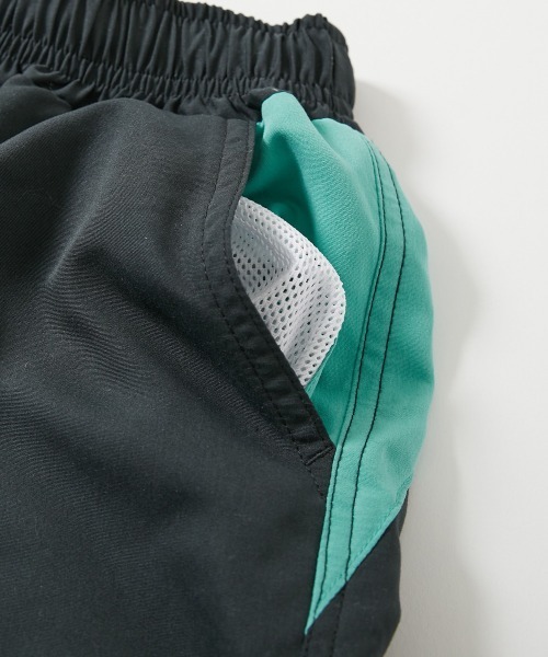 devirock(デビロック)の「服っぽく着られる 配色デザイン UVカット サーフパンツ水着(水着・キッズ・カーキ/ダークネイビー/スミクロ・130cm/120cm/110cm/100cm/160cm/150cm/140cm)」の8枚目の写真