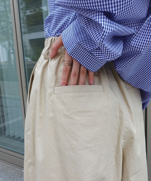 CORNERS（コーナーズ）の「ツータックイージーバルーンバギーパンツ（その他パンツ・レディース・ベージュ/ダークベージュ/グリーン/ネイビー・マルチサイズ）」の15枚目の写真