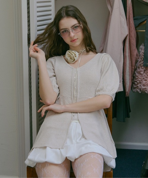 loin nuit（ロワンニュイ）の「front button puff knit / フロントボタンパフニット（ニット/セーター・レディース・ピンク/グリーン/ライトベージュ・FREE）」の4枚目の写真