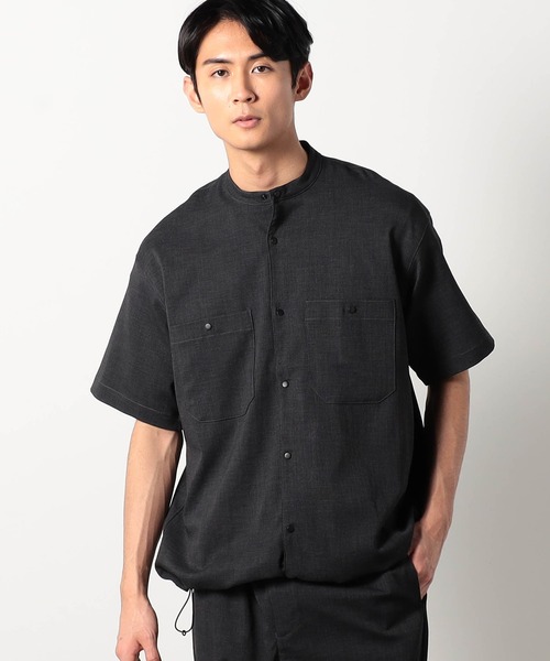 Grand PARK（グランドパーク）の「リネンライクポリエステルバンドカラーシャツ（シャツ/ブラウス・メンズ・チャコールグレー/カーキ/ネイビー/オフホワイト/グレー・MEDIUM/LARGE）」の7枚目の写真