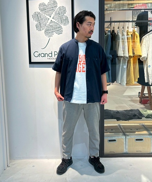 Grand PARK（グランドパーク）の「リネンライクポリエステルバンドカラーシャツ（シャツ/ブラウス・メンズ・チャコールグレー/カーキ/ネイビー/オフホワイト/グレー・MEDIUM/LARGE）」の22枚目の写真