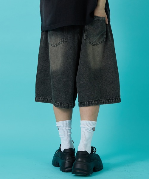 improves（インプローブス）の「10ozデニム オーバーダイ ワイドショートパンツ（デニムパンツ・メンズ・インディゴブルー/ブラック/ブルー・MEDIUM/LARGE）」の7枚目の写真