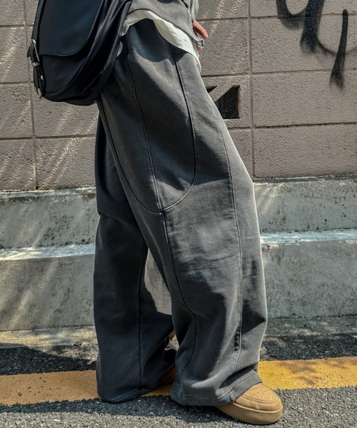Agem 白 パッチ入り ストリートパンツ 93349099b_2_d_500.jpg