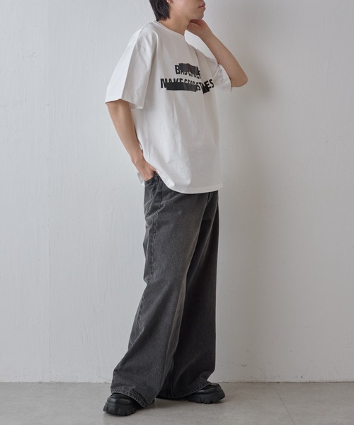 COLONY 2139(コロニートゥーワンスリーナイン)の「隠しプリントロゴTシャツ(Tシャツ/カットソー・メンズ・ホワイト/ブラック・MEDIUM/LARGE)」の13枚目の写真