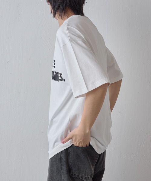 COLONY 2139(コロニートゥーワンスリーナイン)の「隠しプリントロゴTシャツ(Tシャツ/カットソー・メンズ・ホワイト/ブラック・MEDIUM/LARGE)」の22枚目の写真