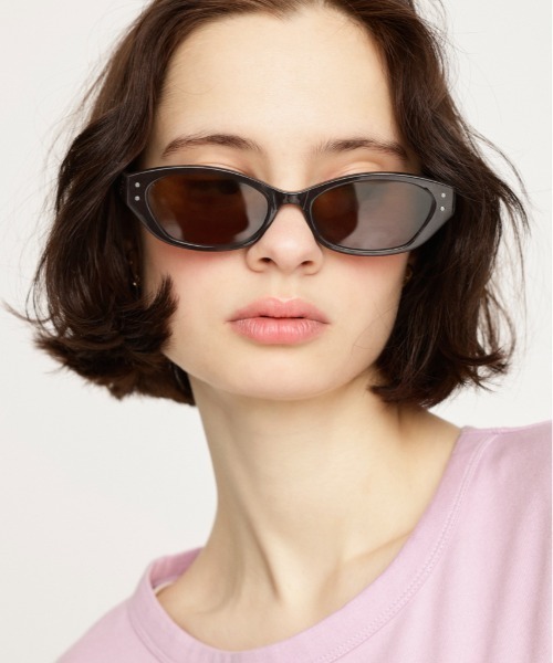 SLY（スライ）の「EDGE FRAME EYE WEAR エッジ フレーム アイウェア サングラス（サングラス・レディース・ブラック/ブラウン・FREE）」の18枚目の写真