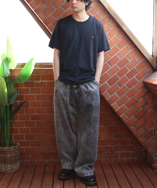 TOMMY HILFIGER（トミーヒルフィガー）の「TOMMY HILFIGER クルーネック半袖Tシャツ（Tシャツ/カットソー・メンズ・ホワイト/ダークネイビー/ブラック・LARGE/MEDIUM/X-LARGE）」の16枚目の写真