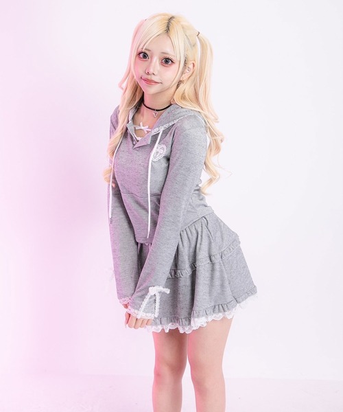 Diable baiser（ディアブルベーゼ）の「可愛いスポーティミックスフーディセットアップ（セットアップ・レディース・オフホワイト/グレー/ブラック・FREE）」の9枚目の写真