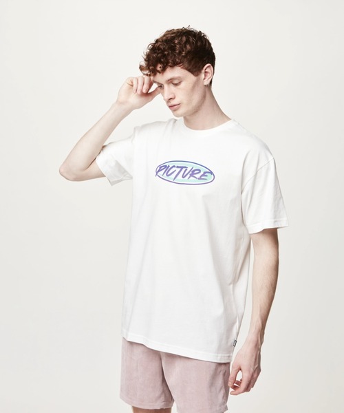 PICTURE ORGANIC CLOTHING(ピクチャーオーガニッククロージング)の「【PICTURE/ピクチャー】BASEMENT NEON TEE/ネオンデザインワンポイント半袖ロゴTシャツ(Tシャツ/カットソー・メンズ・ホワイト・MEDIUM/LARGE/X-LARGE)」の2枚目の写真